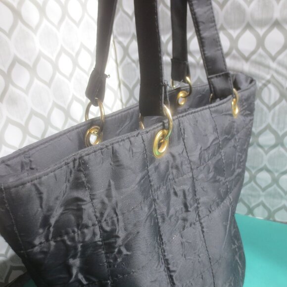 Jones New York Quilted Pattern Black Nylon Top Handle Purse. - Picture 5 of 10